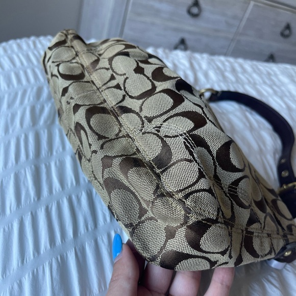 COACH Y2K Signature Brown Hamptons Shoulder Bag - Picture 12 of 17